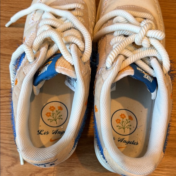 Men’s Nike Air Forces - Picture 11 of 13